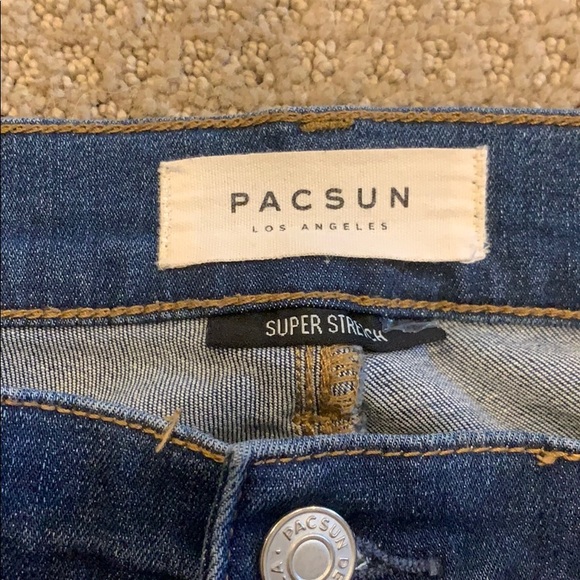 Medium wash ripped jeggings - Picture 3 of 3